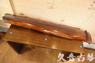 黔东南苗族侗族自治州●久音古琴  ●今日推荐20230605  [断纹仲尼式]