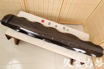 黔东南苗族侗族自治州●久音古琴  ●今日推荐20240828  [高级演奏级蕉叶式]